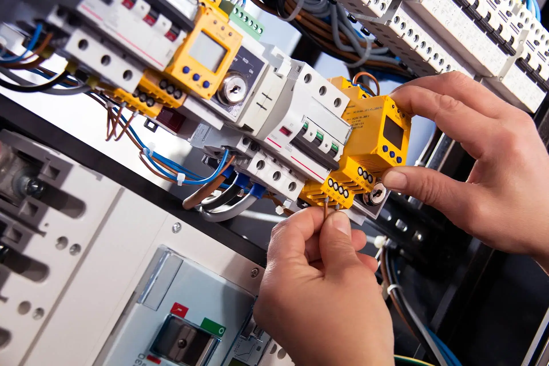 Certified electricians in Chislehurst